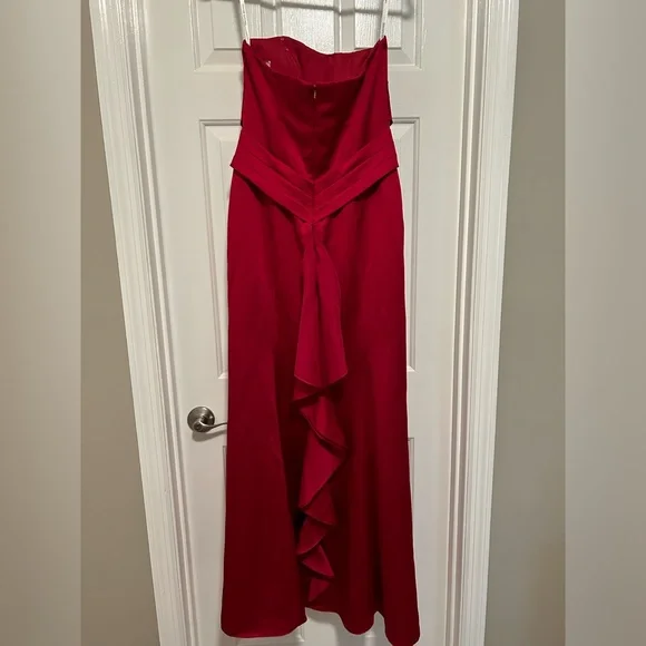 NWT- David's Bridal Red, strapless bridesmaid, prom gown size 6 - Picture 3 of 7